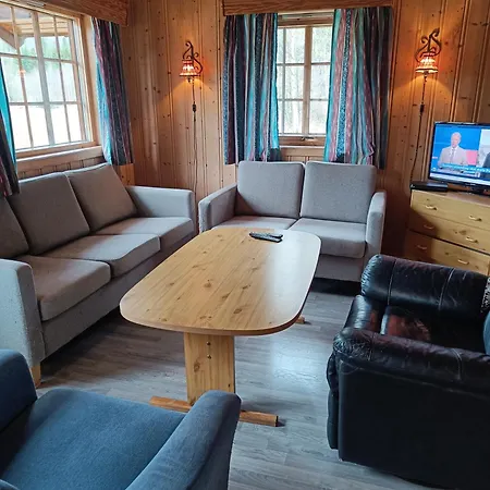 Stavn Gard Og Hytter- 8 Minutter Til Bjorneparken 別荘